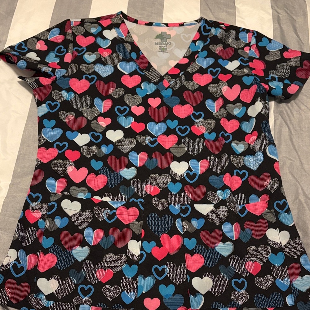 Heart Patterned Women's Scrub Top